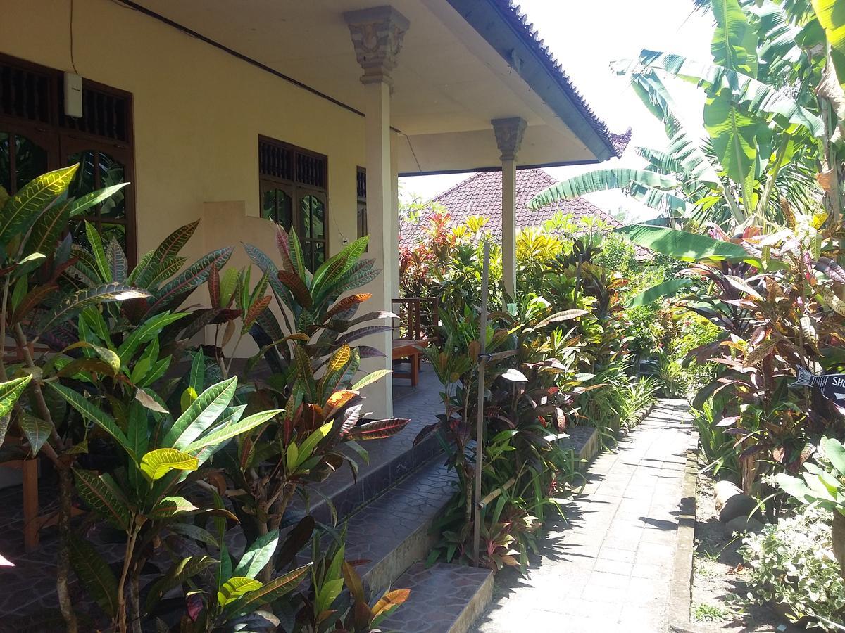 Surya Homestay Selemadeg  Exterior photo