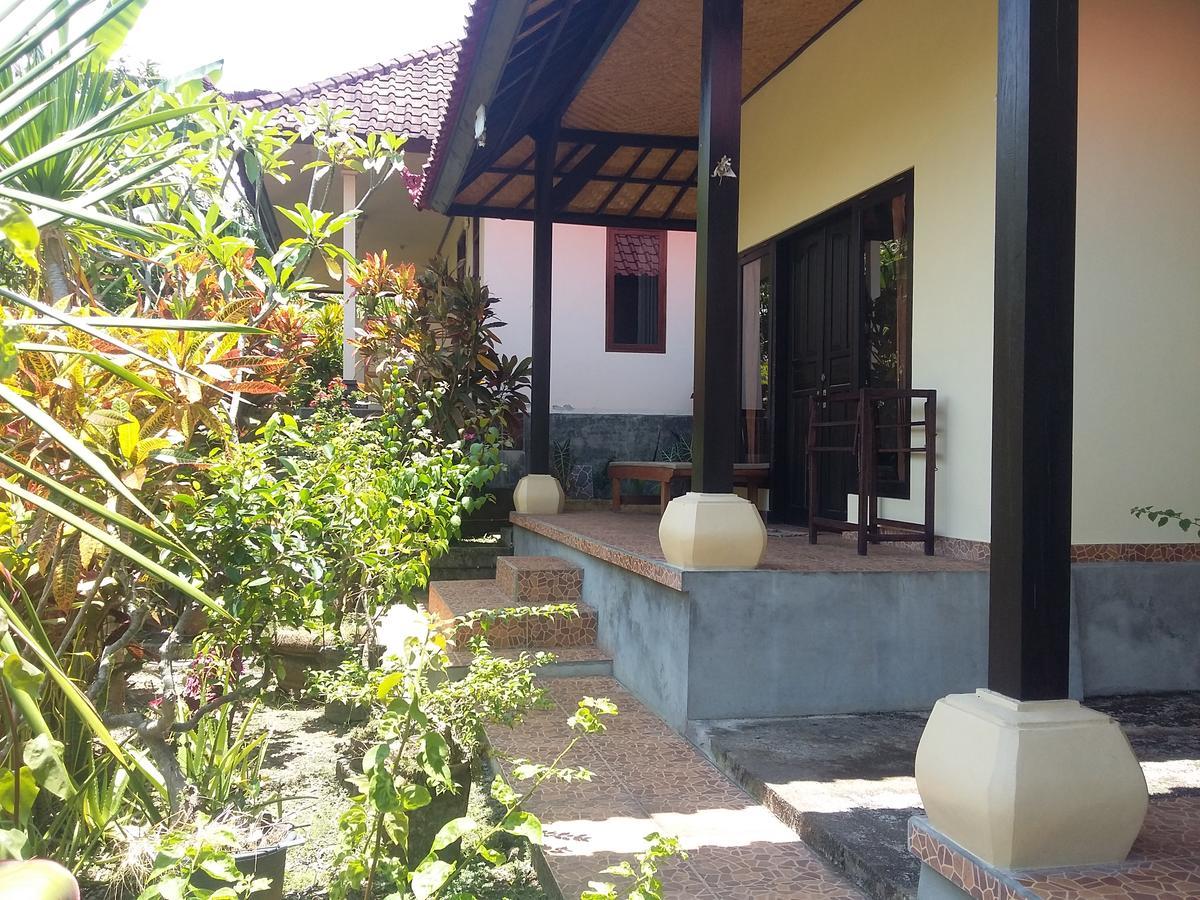 Surya Homestay Selemadeg  Exterior photo